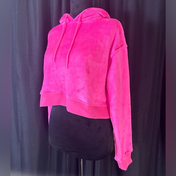 URBAN OUTFITTERS Pink Oversized Soft Fuzzy Loungewear Sweatshirt Small s4 - Picture 2 of 8